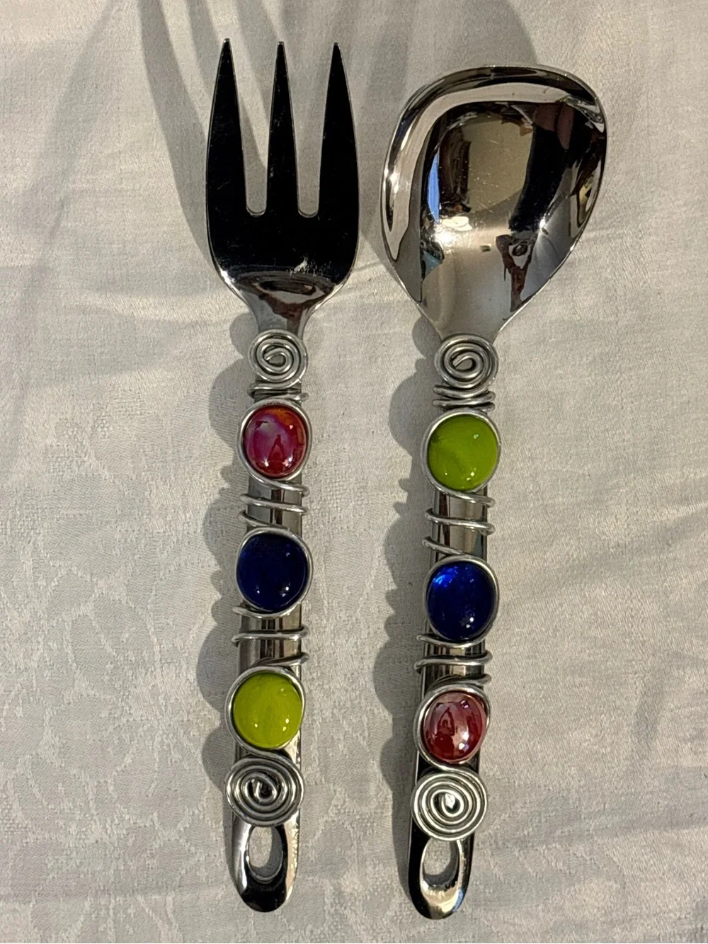 Oneida Stainless Salad Serving Spoon Fork Set Colorful Glass Wire Y2K